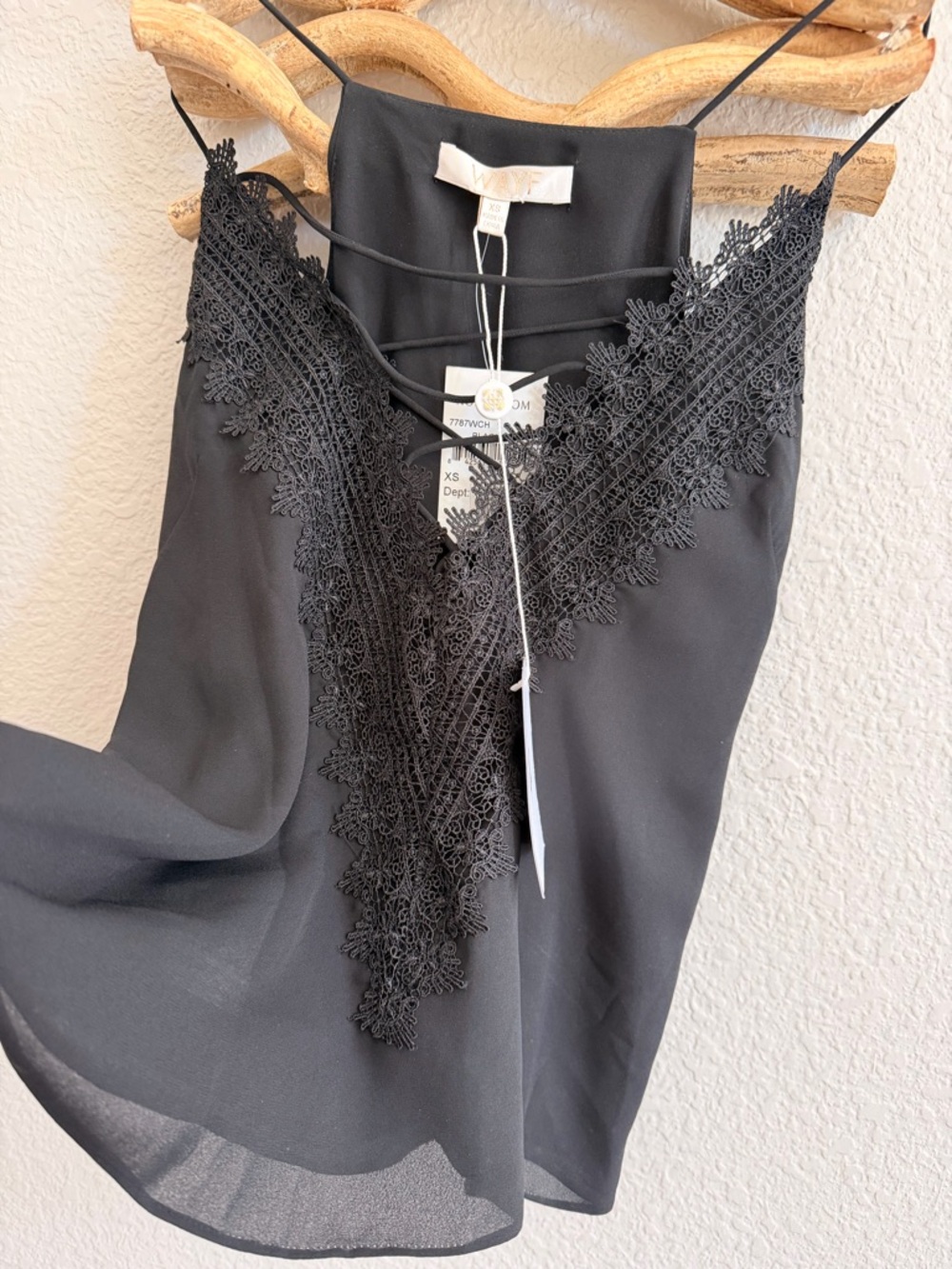 NWT WAYF Lace deep V neck Black Cami Top sz S XS DOUBLE LAYER